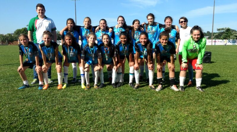 Equipe feminina de Campo Erê se classificou para fase Estadual