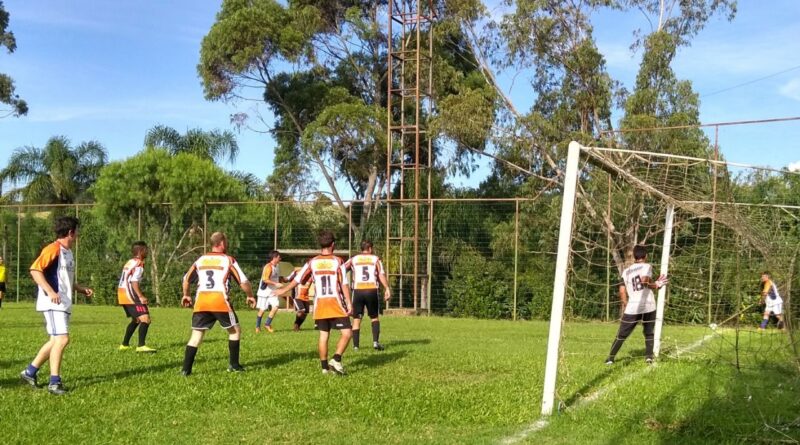 União Monte Belo e Dalla Rosa Pinturas se enfrentaram no sábado (17)