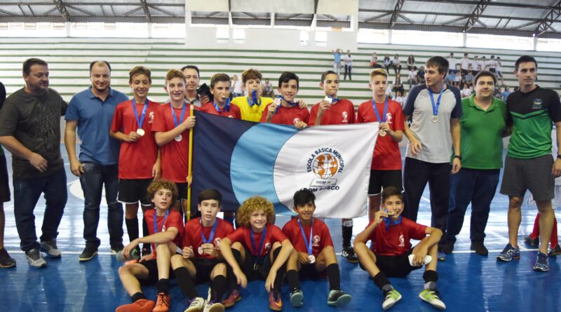 EEB Dom Bosco foi a escola campeã do futsal masculino