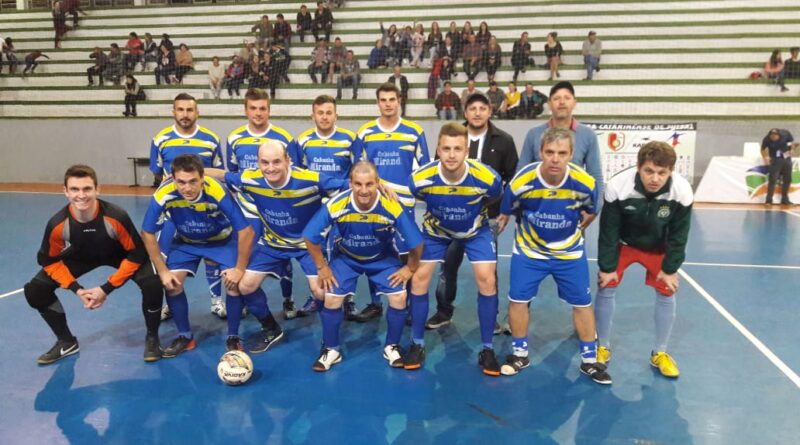 Cruzeiro Golfo/Grêmio Limeira venceu o Folle Futsal por 3 a 0