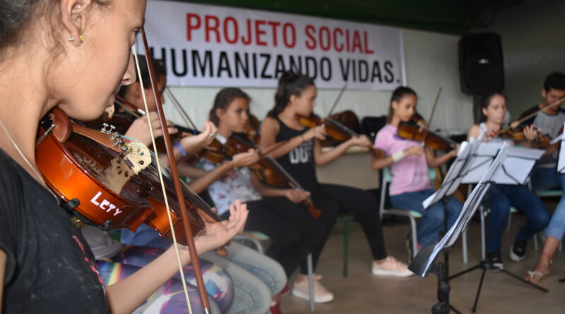 Projeto Humanizando Vidas é realizado o ano todo na EBM Santa Terezinha