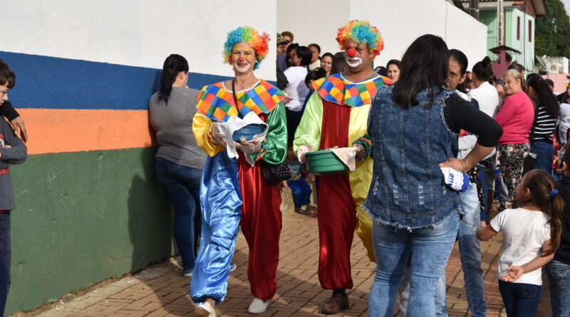 Ação Social aconteceu durante todo o sábado no Bairro Santa Terezinha