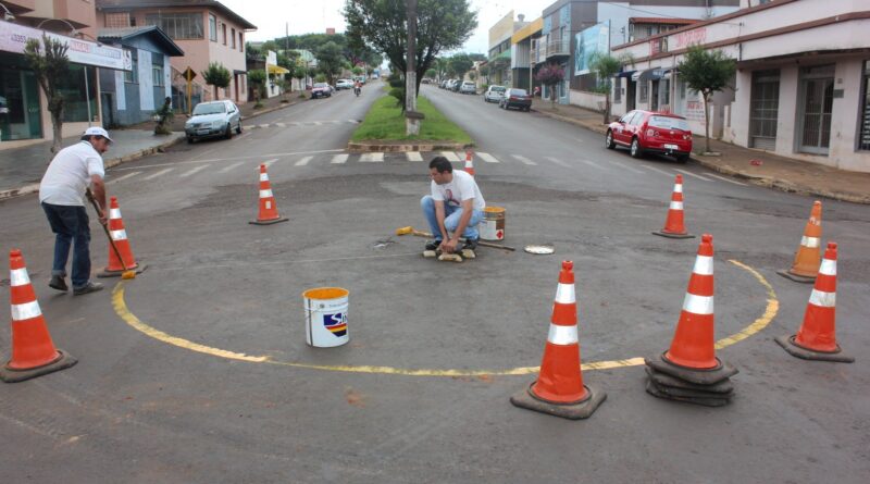 Rótula está em teste na esquina da Av. Luiz Lunardi, próximo ao Brasão